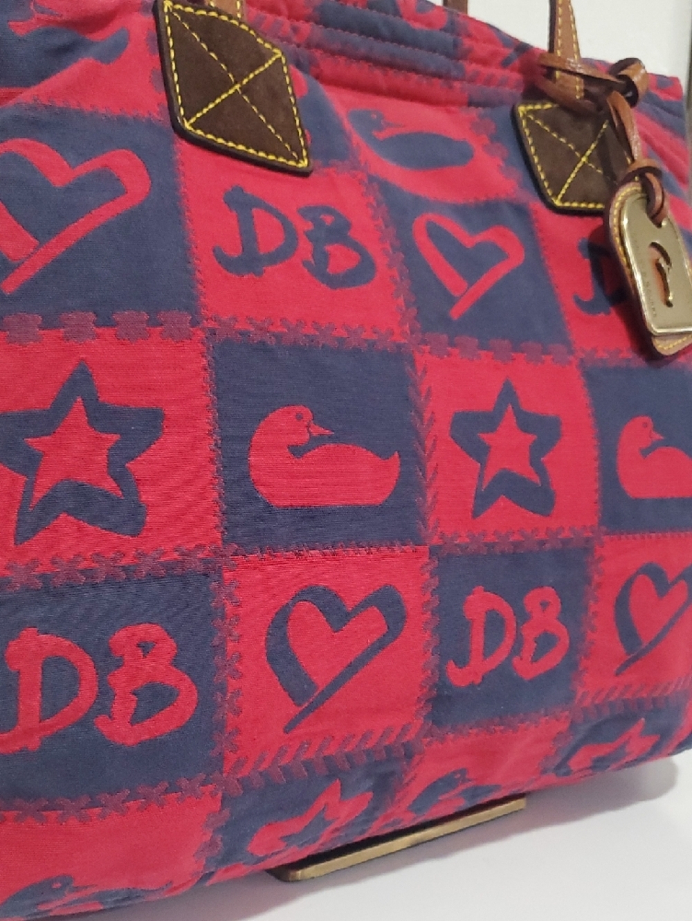 RARE VINTAGE Dooney & Bourke Clara Red and Navy Canvas Patchwork Tote❤️💙 - Picture 5 of 16